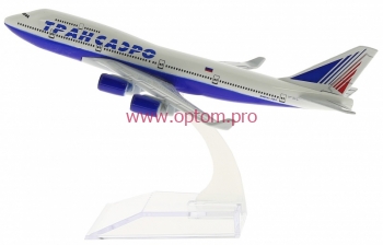 Металлическая модель самолёта Боинг 747 авиакомпании Трансаэро, длина 16 см.