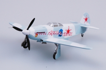 Модель самолета Як-3, 303-й ИАП 1945г., масштаб 1:72, производитель Easy Model.  Артикул 37226.