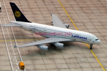   Airbus A380  Lufthansa.  .